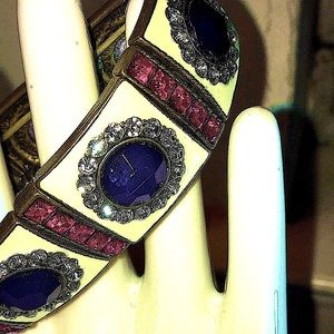 5/$25 ✨FINAL SALE PRICE✨Forever 21 gorgeous stretch paneled bracelet-rhinestones